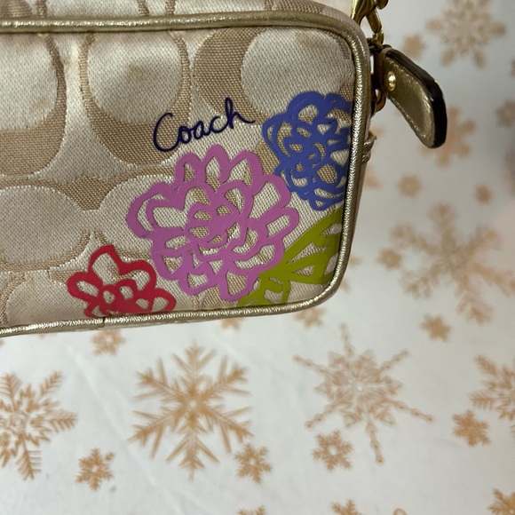 Coach Vintage Signature Floral Appliqué Mini Top Handle Bag/Wristlet - Picture 7 of 8